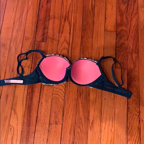 PINK Low cut push-up bra - Picture 2 of 4